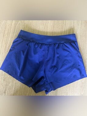 Athleta Women’s fast route laser cut run athletic short size small blue/purple